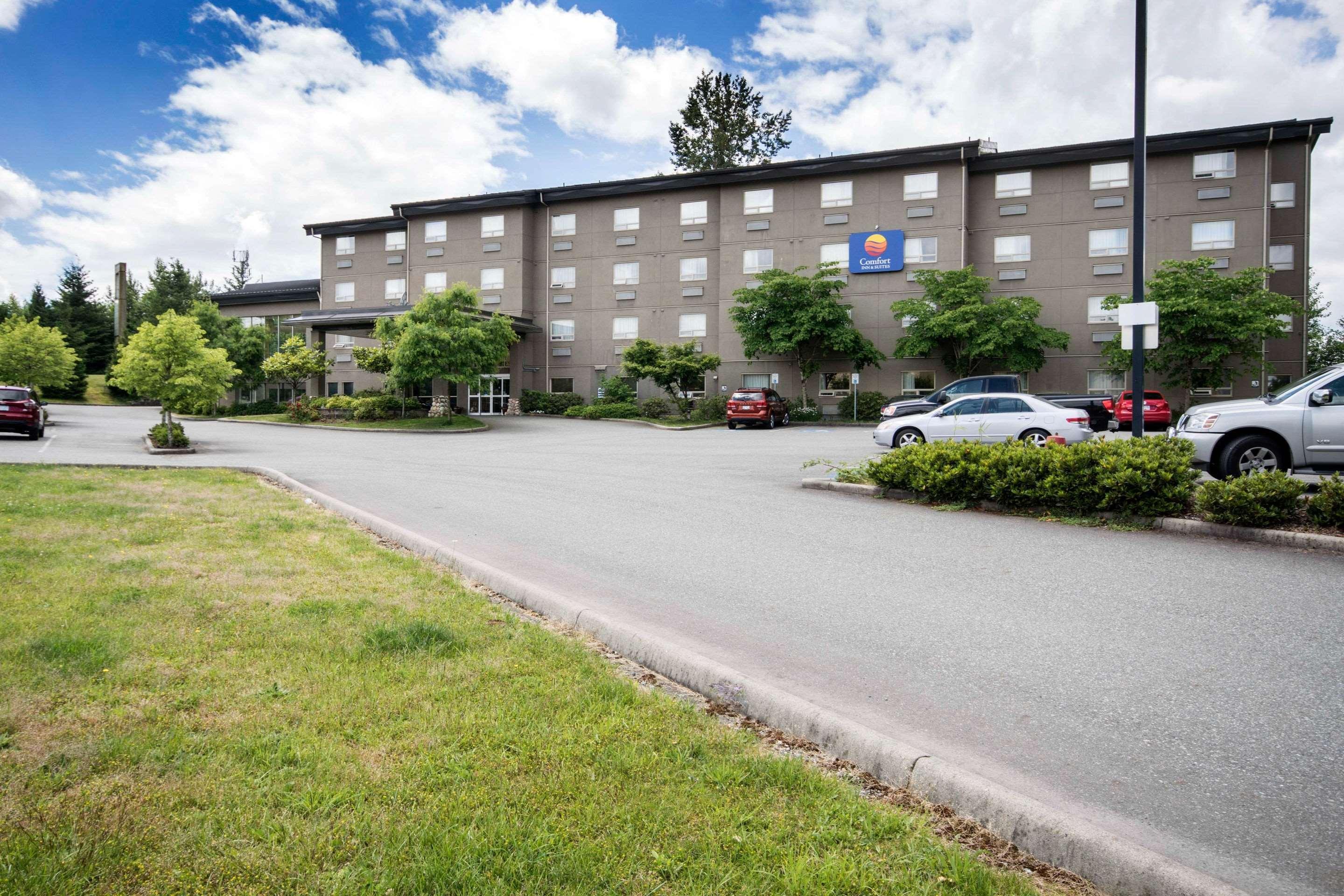 Comfort Inn & Suites Langley Exterior foto