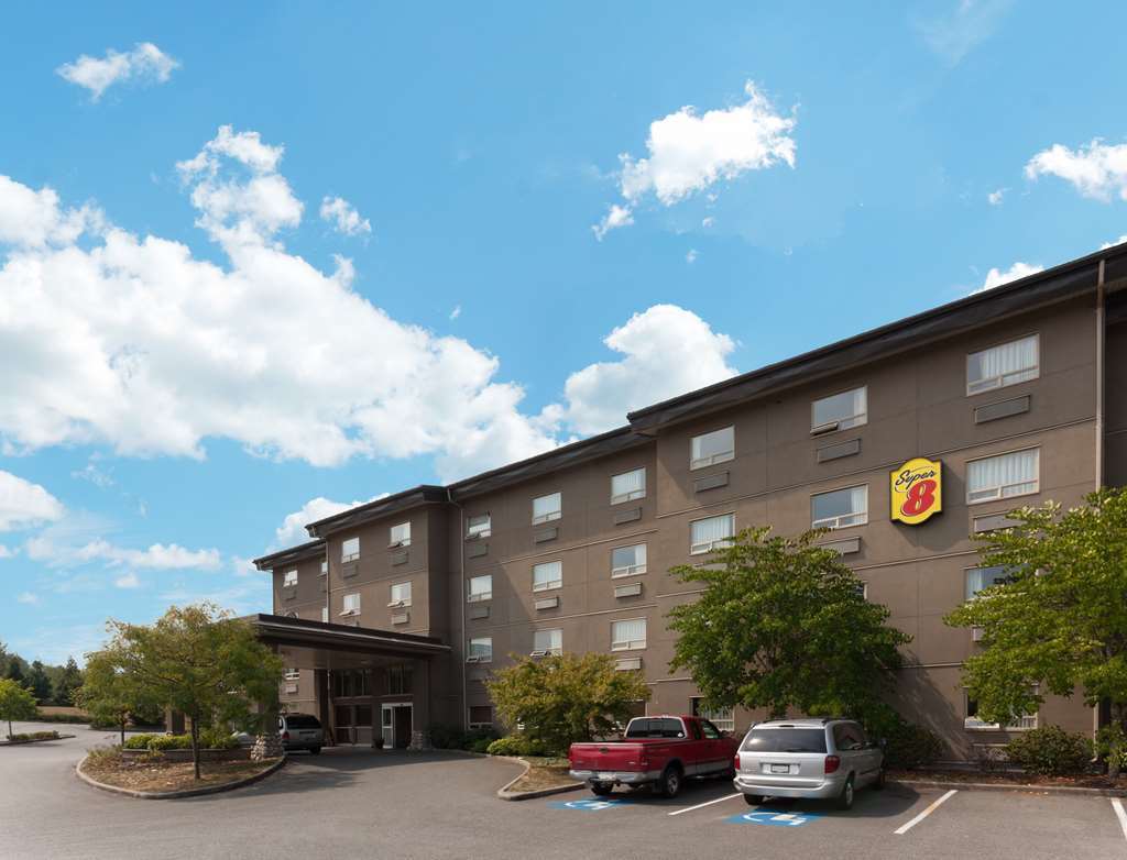 Comfort Inn & Suites Langley Exterior foto