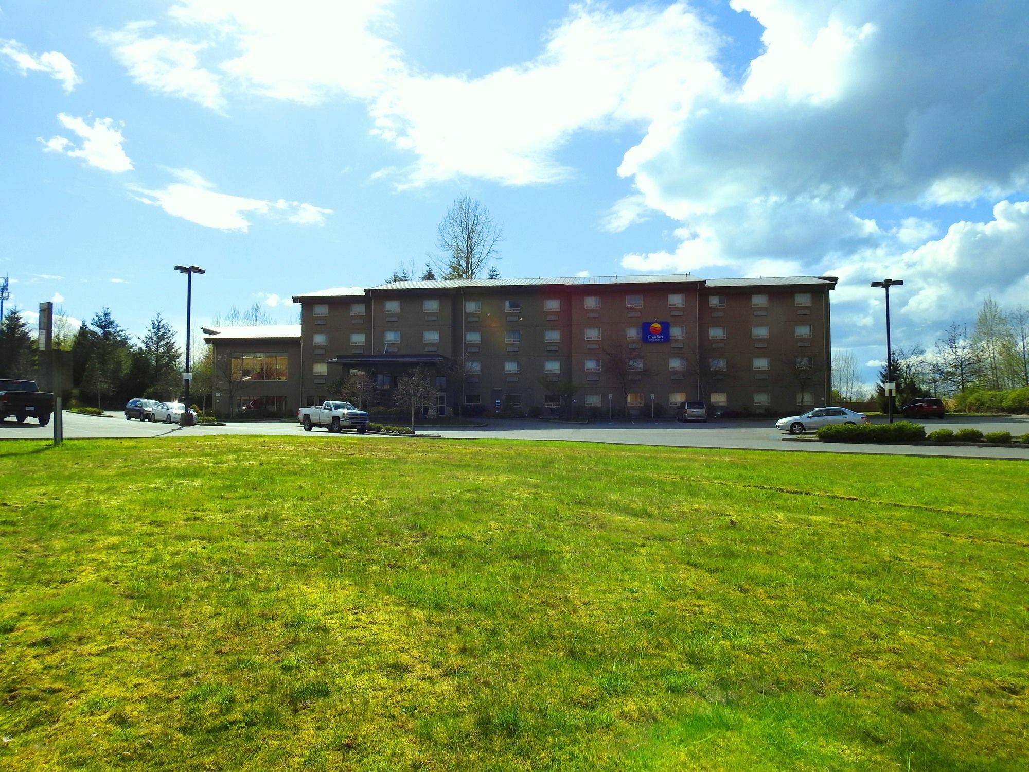 Comfort Inn & Suites Langley Exterior foto